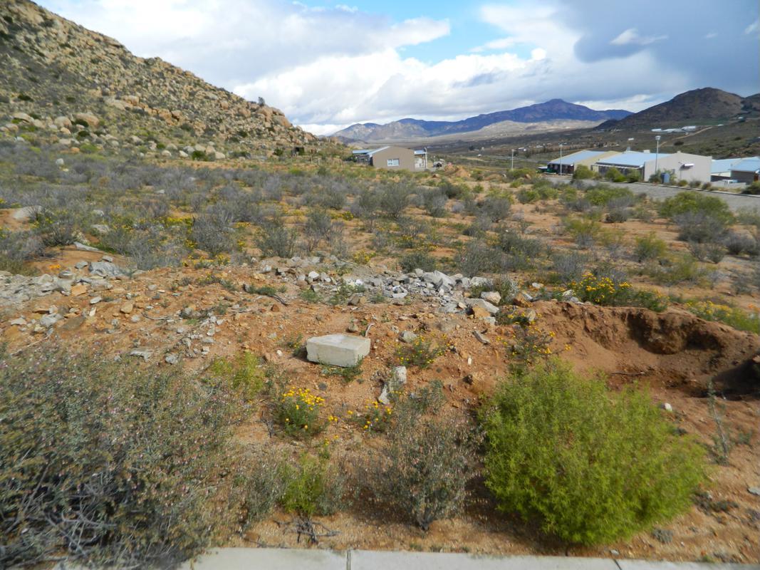 868 m² Land available in Springbok