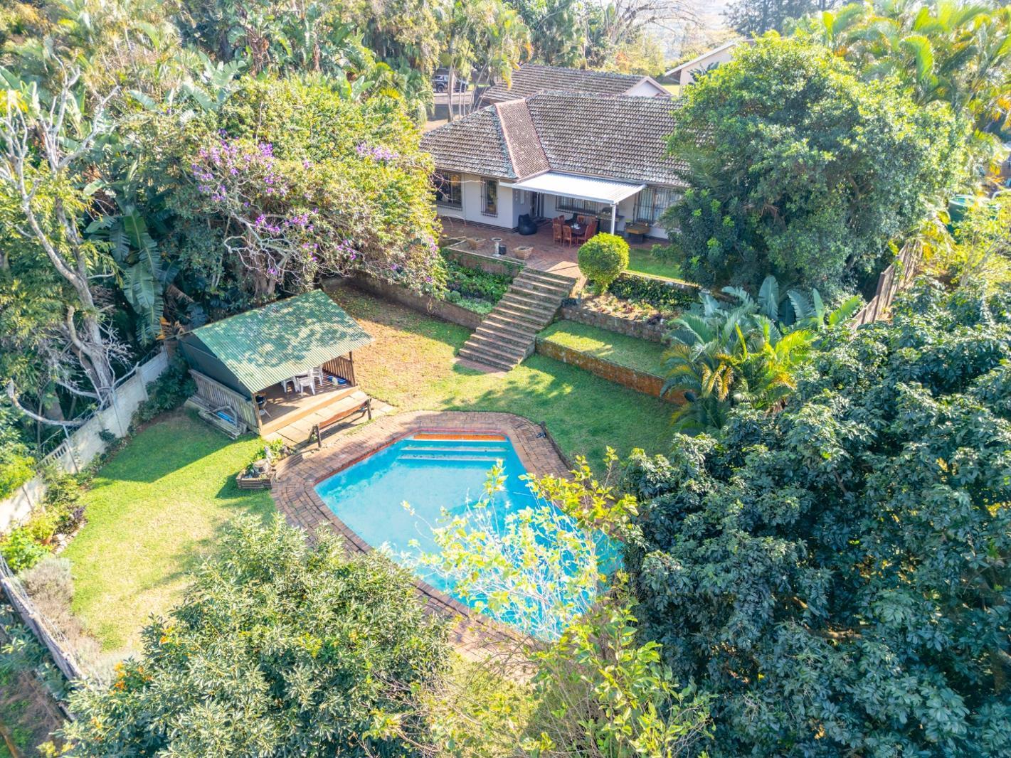 4 Bedroom House in Astra Park