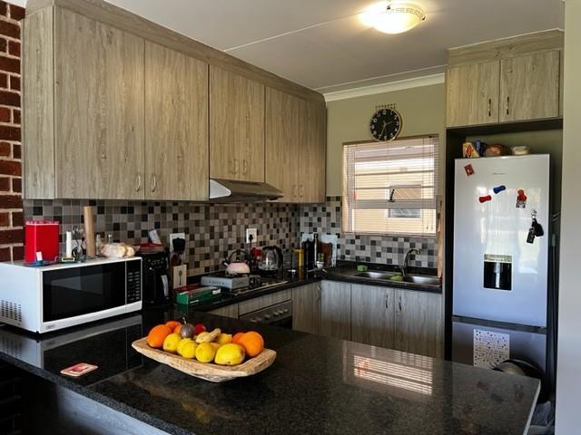 2 Bedroom Apartment in Buh Rein Estate