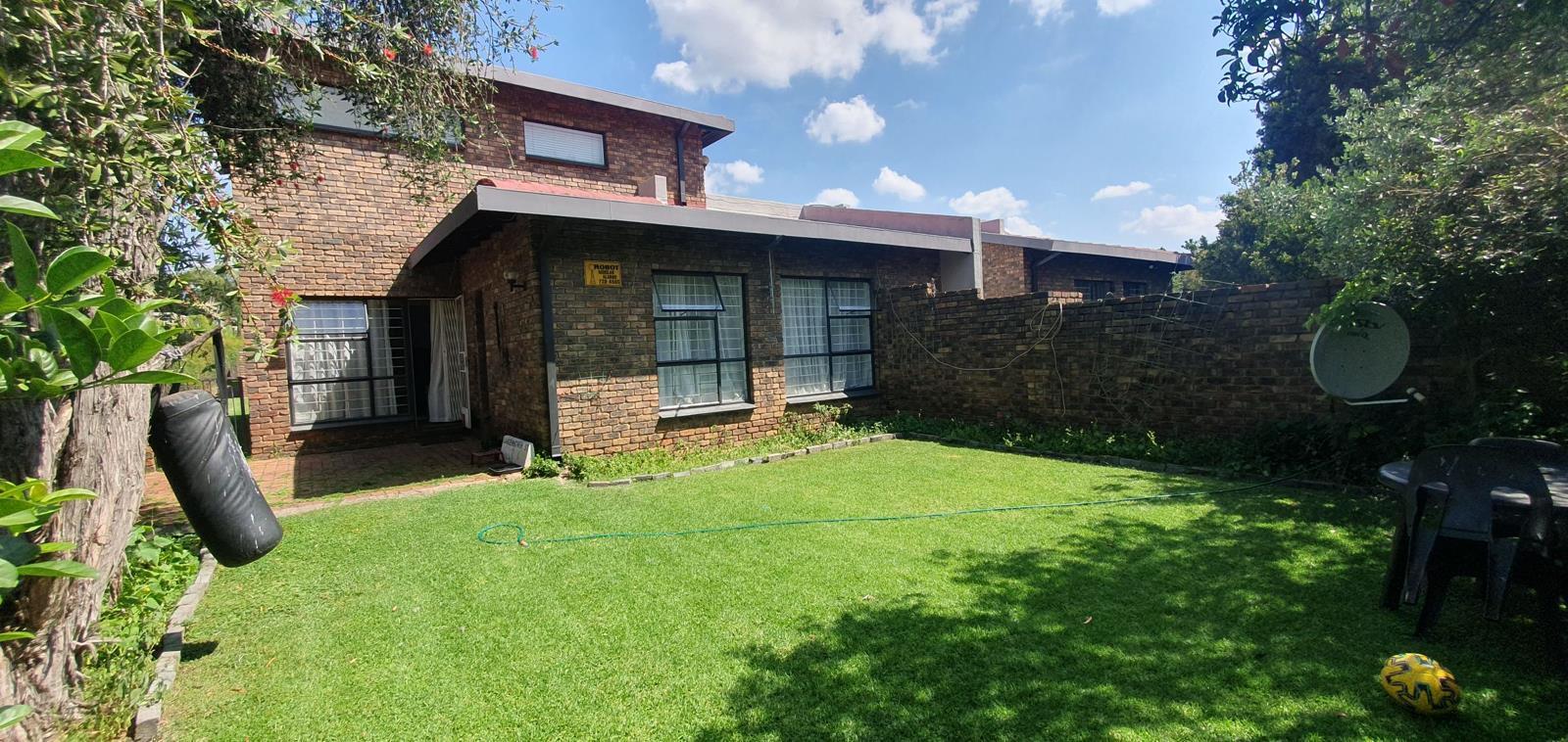 2 Bedroom Townhouse in Montgomery Park