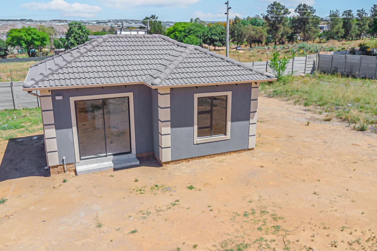 2 Bedroom House in Salfin