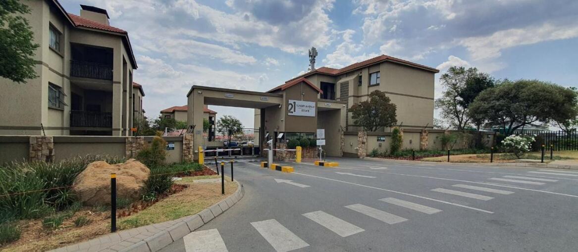 2 Bedroom Townhouse in Lonehill