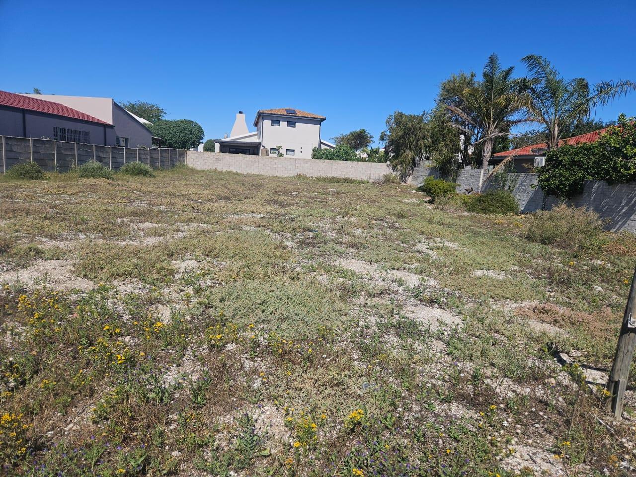 674 m² Land available in Port Owen