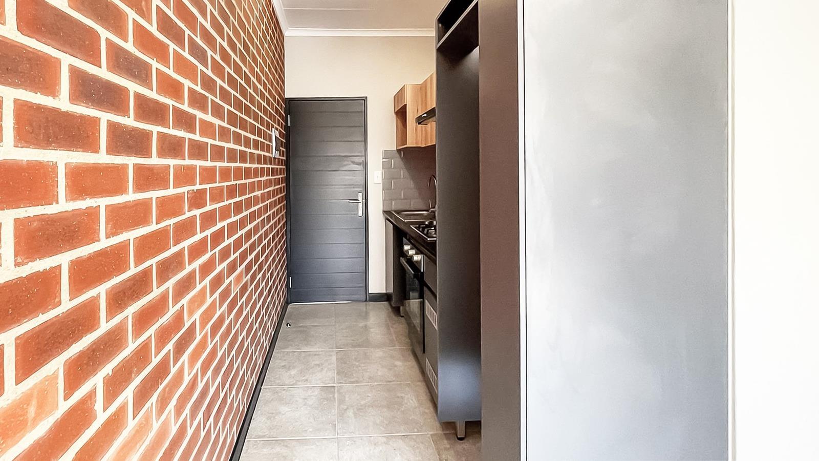 1 Bedroom Apartment in Kyalami