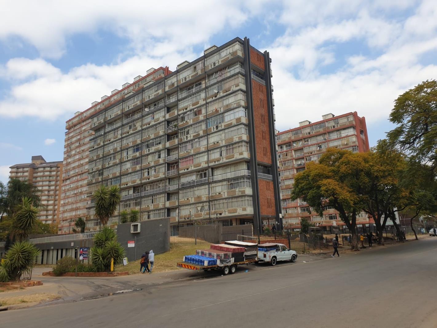 4 Bedroom Apartment in Sunnyside