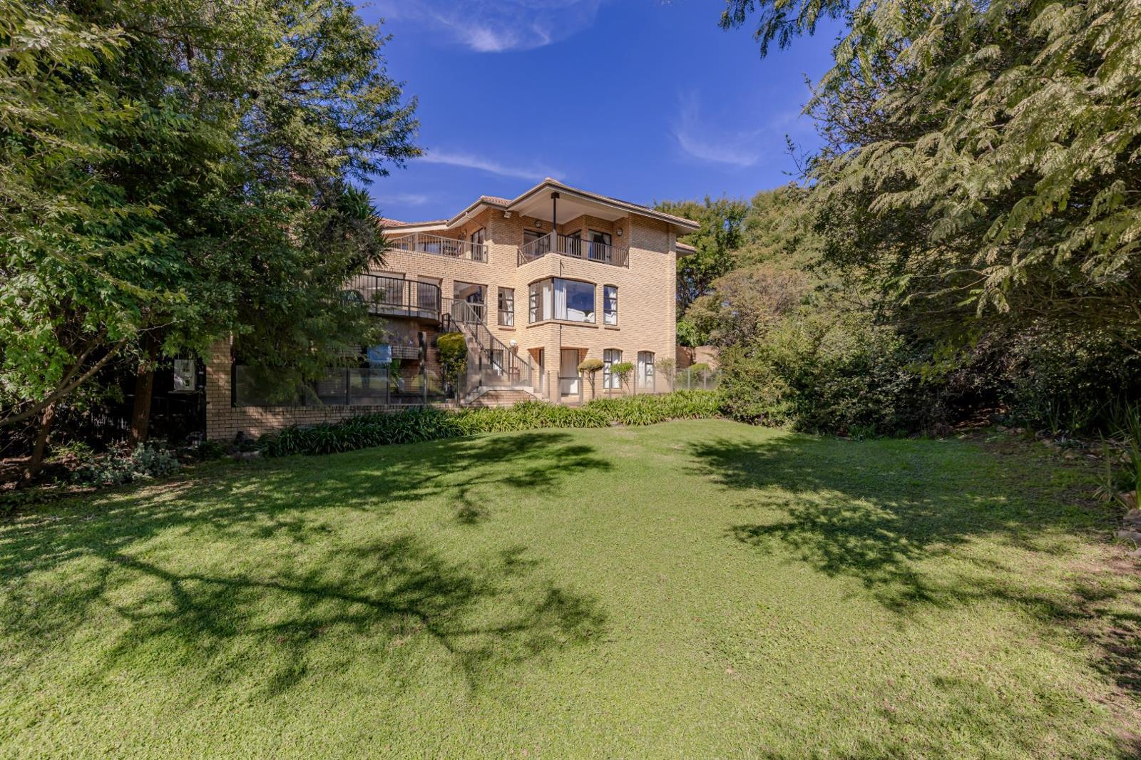 7 Bedroom House in Featherbrooke Estate