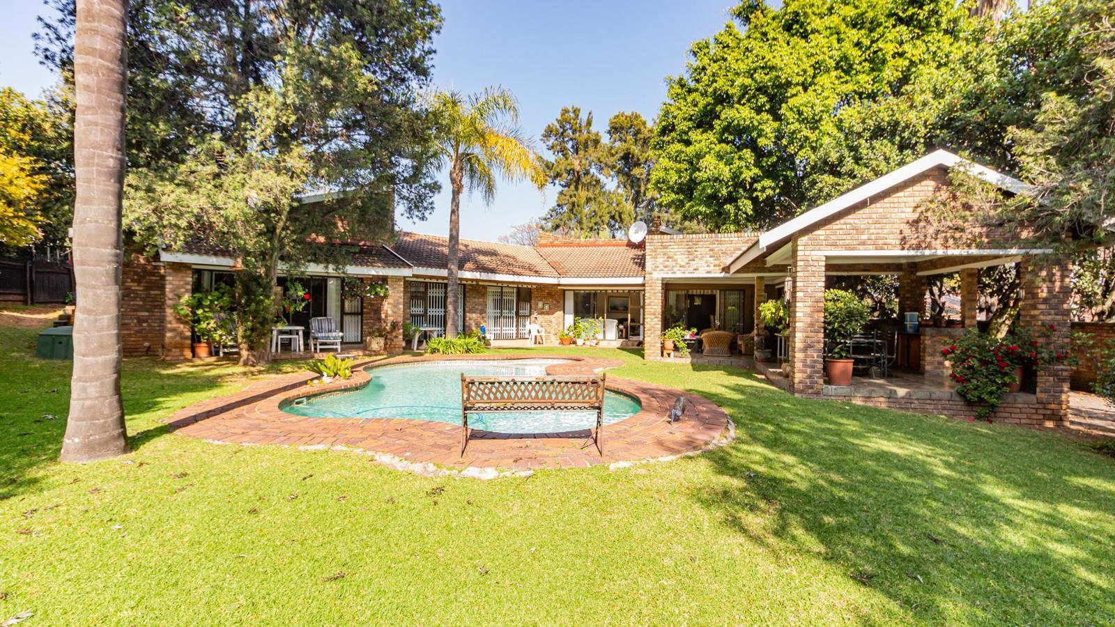5 Bedroom House in Morningside