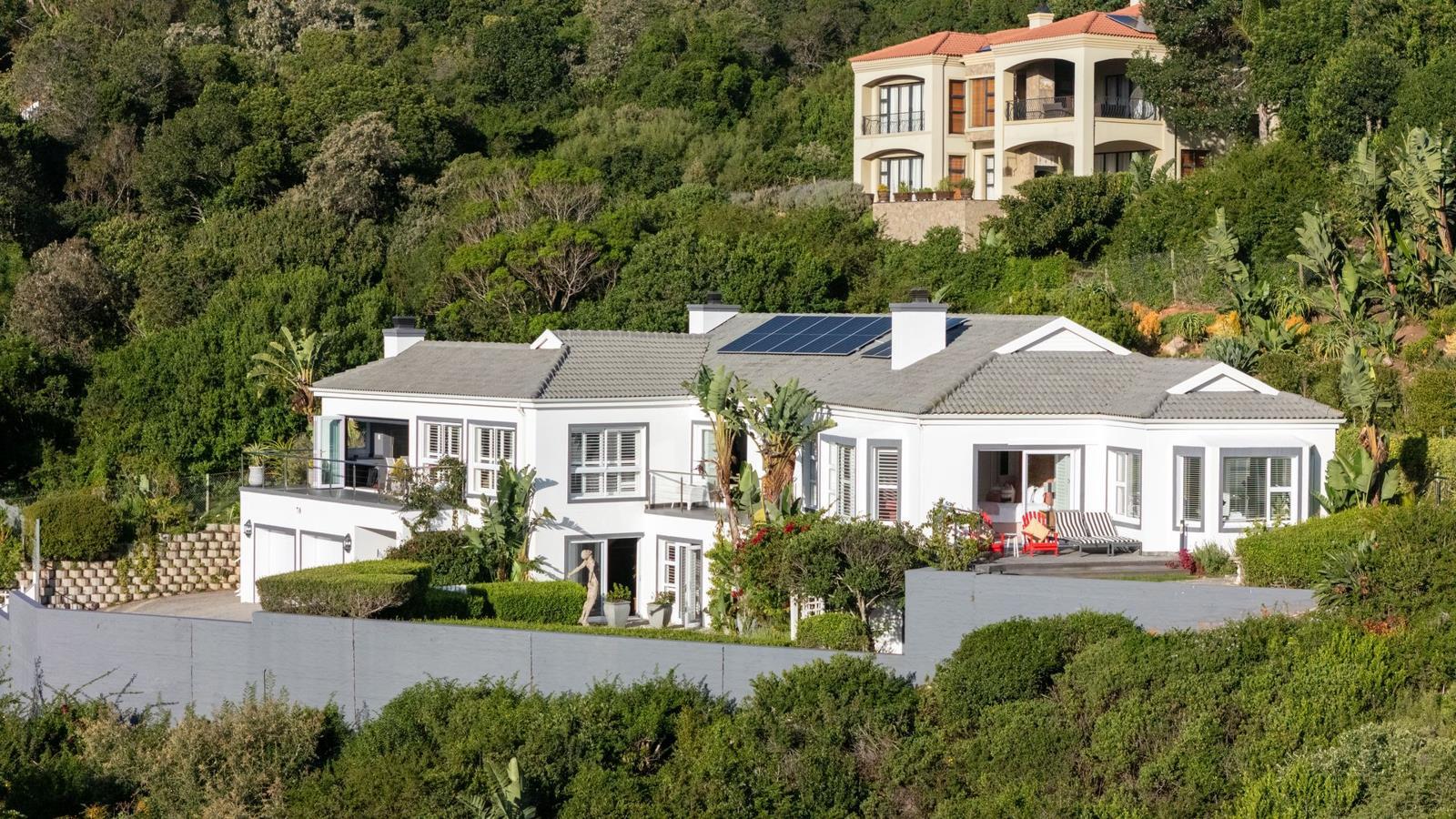 5 Bedroom House in The Heads