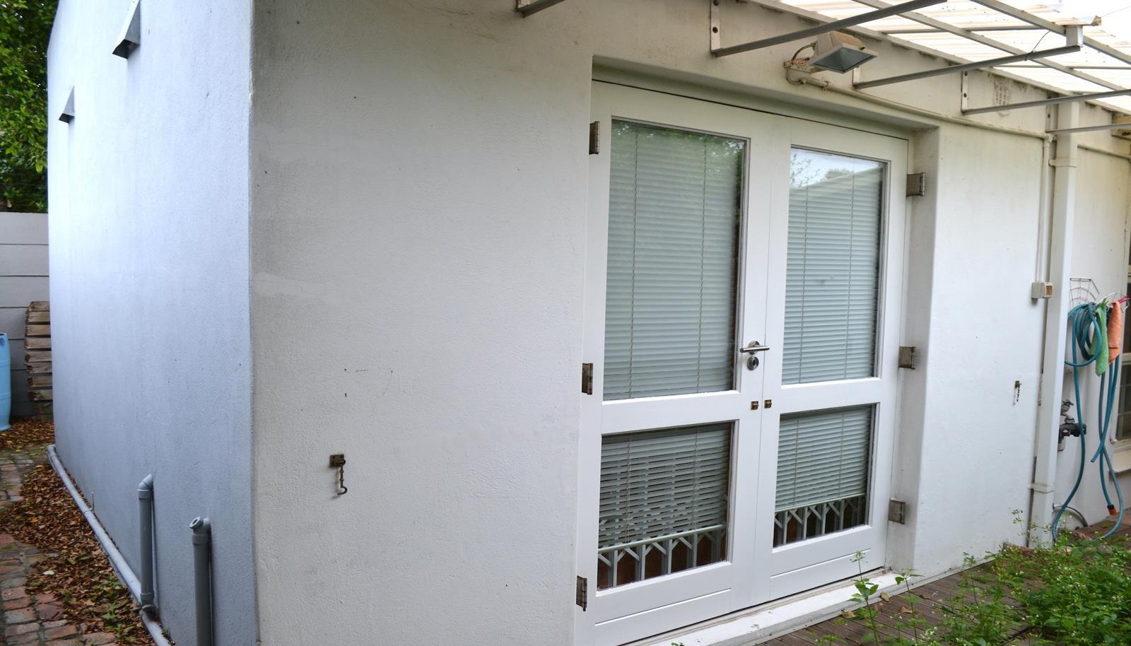 1 Bedroom Garden Cottage in Tijgerhof