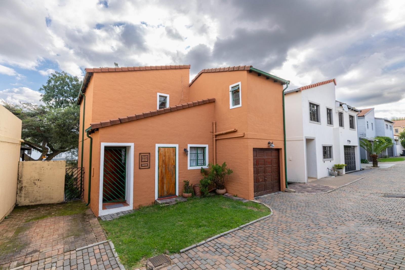 2.5 Bedroom House in Halfway Gardens