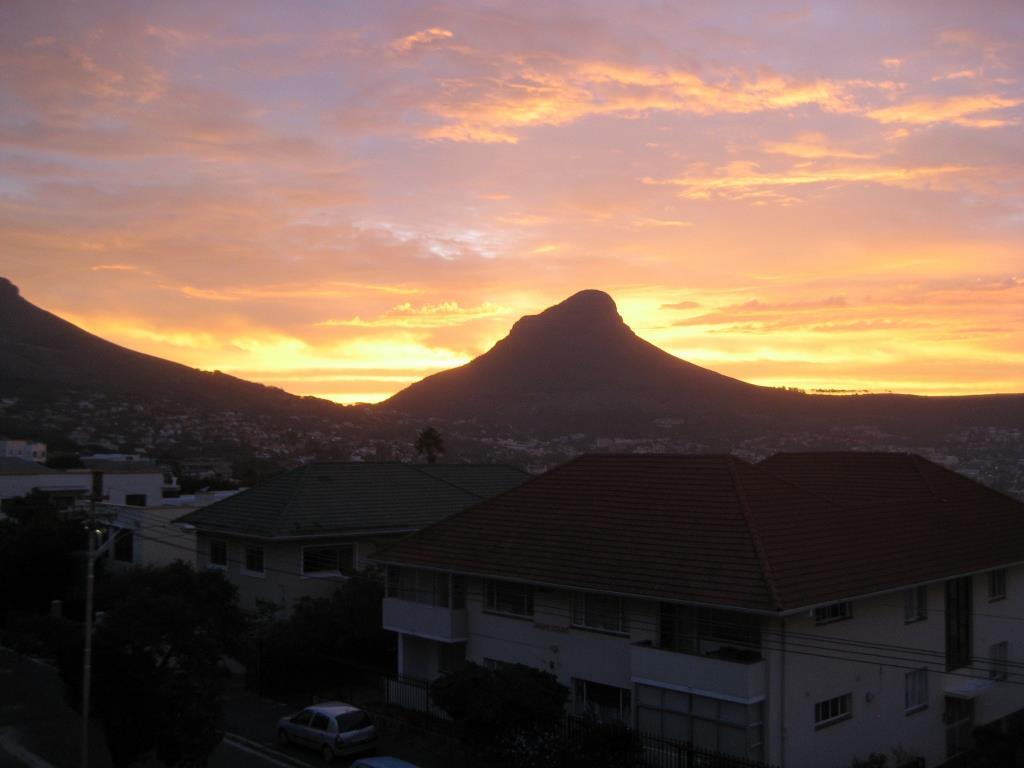 2 Bedroom Apartment in Vredehoek