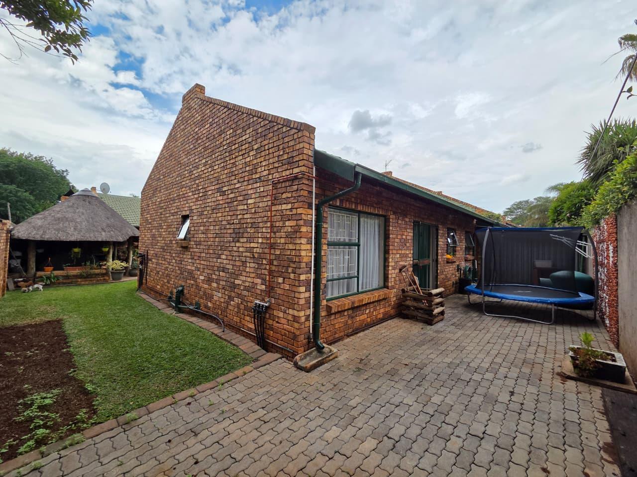 3 Bedroom House in Annlin