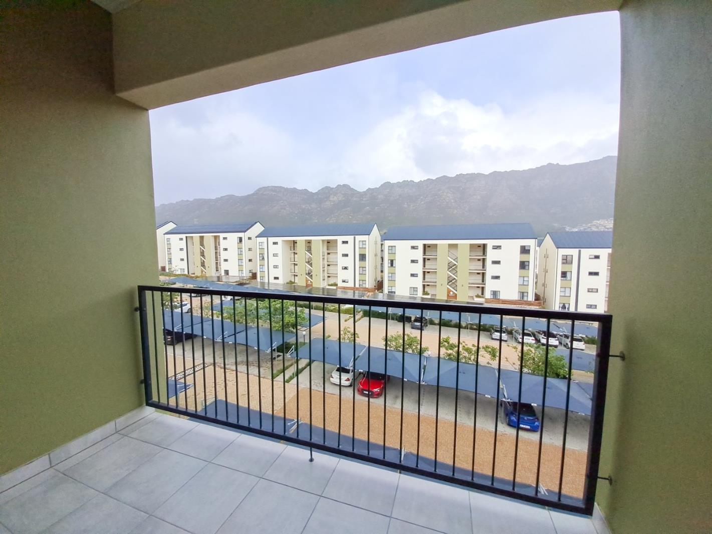 2 Bedroom Apartment in Mountainside