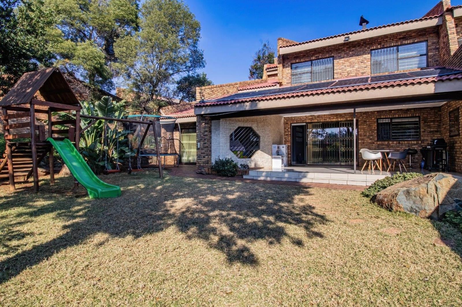 4 Bedroom House in Bassonia