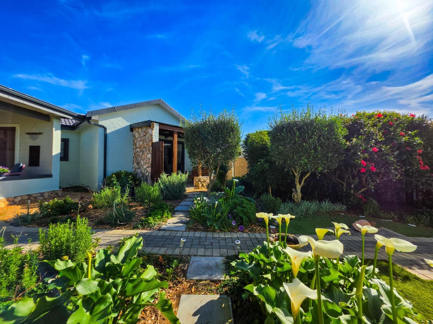 3 Bedroom House in Stilbaai Wes
