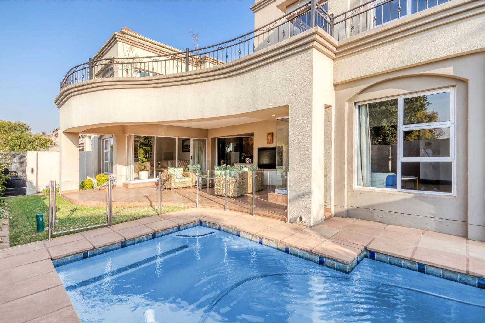4 Bedroom House in Sunninghill