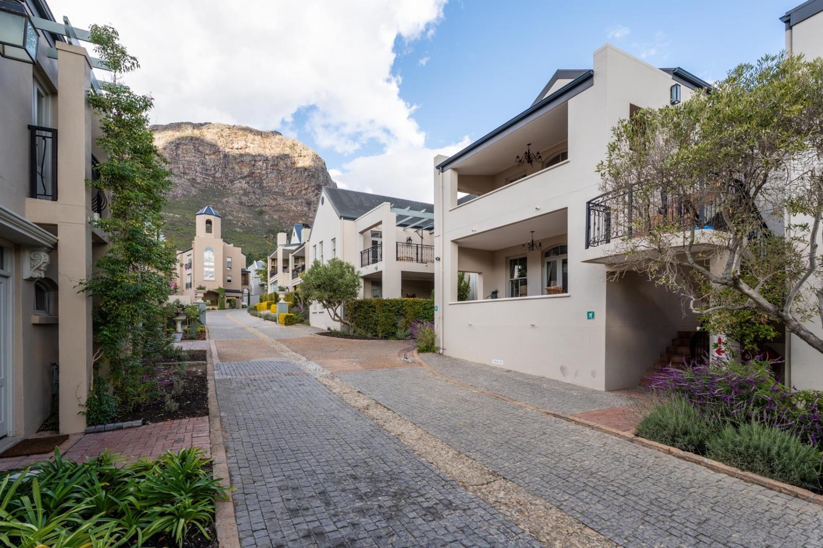 1 Bedroom Apartment in Franschhoek
