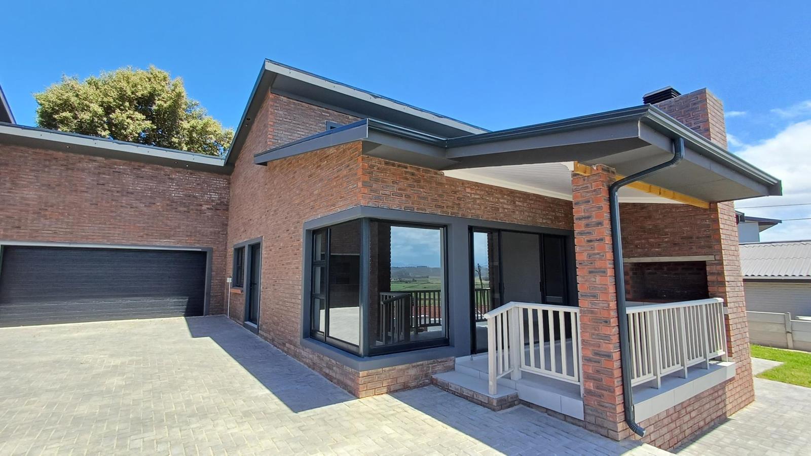 3 Bedroom Duet in Klein Brak River