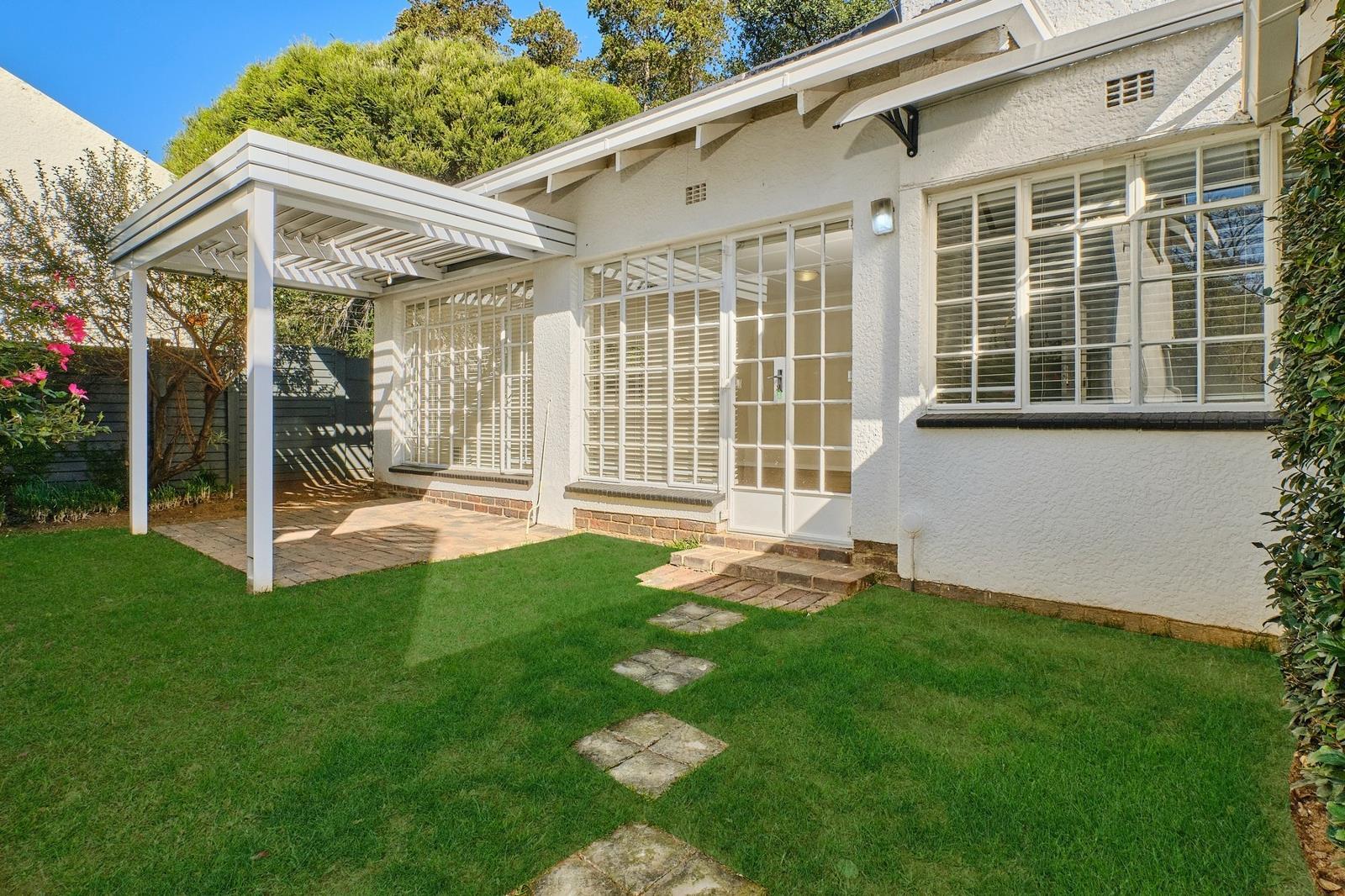 1 Bedroom Garden Cottage in Randpark