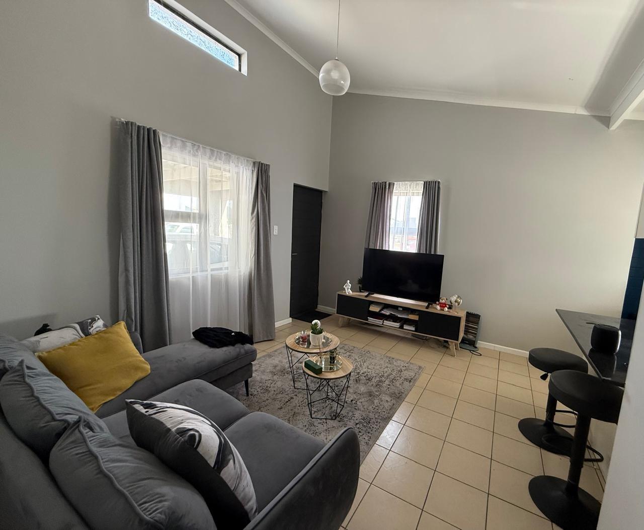 2 Bedroom Townhouse in Parsons Vlei