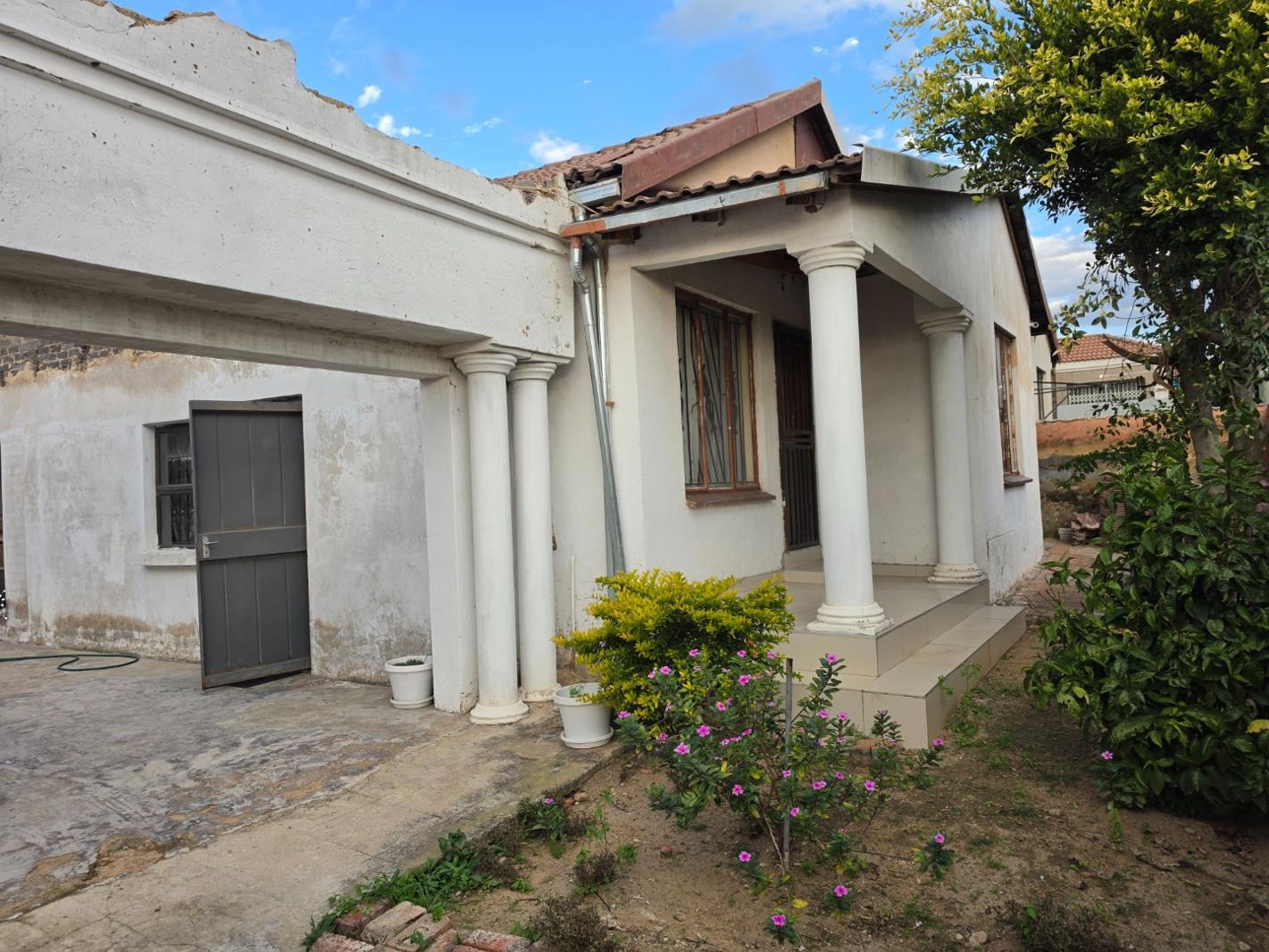 3 Bedroom House in Klipfontein View