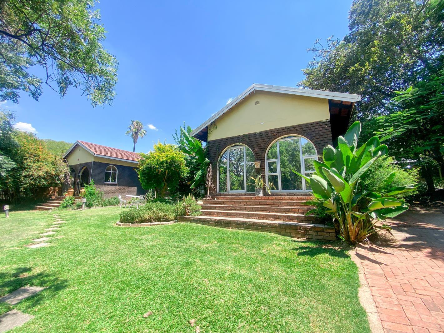 5 Bedroom House in Elandsrand