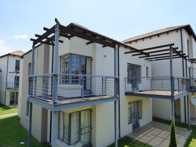 2 Bedroom Townhouse in Douglasdale