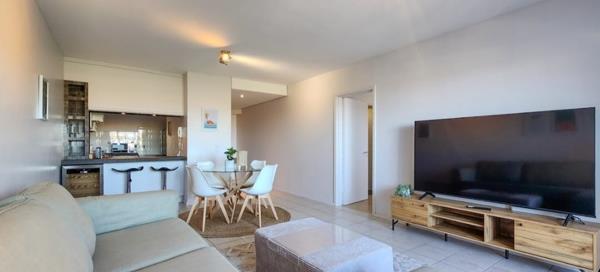 1 Bedroom Apartment in Bloubergstrand