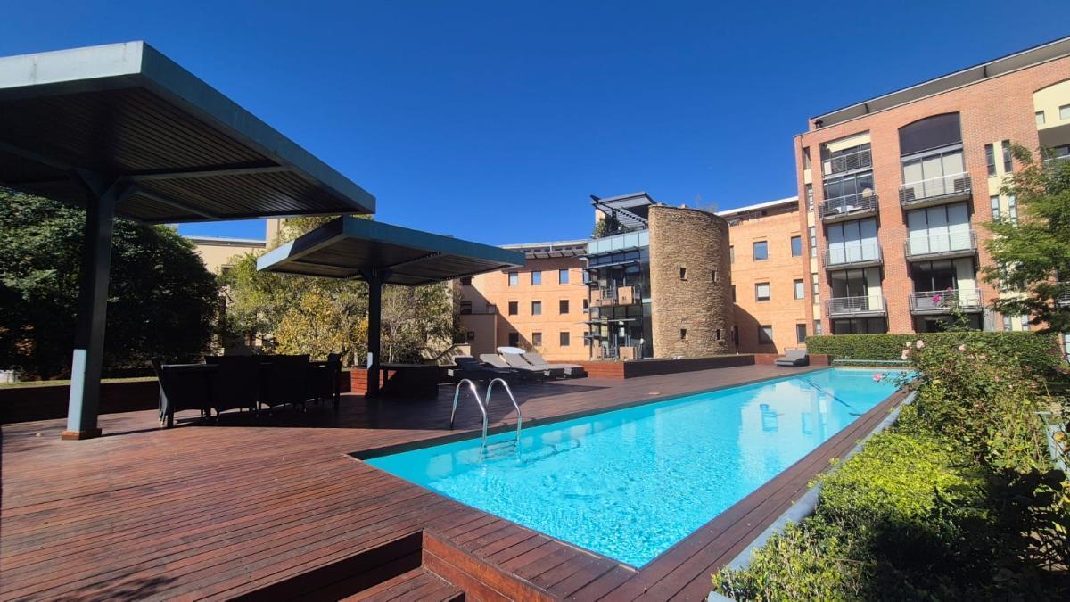 2 Bedroom Apartment in Melrose Arch