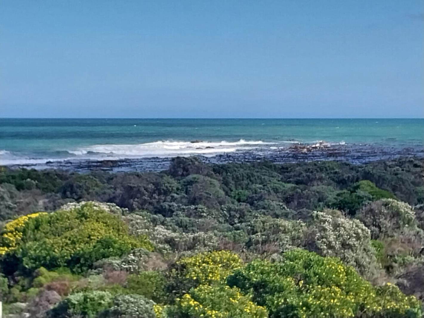 738 m² Land available in Pearly Beach