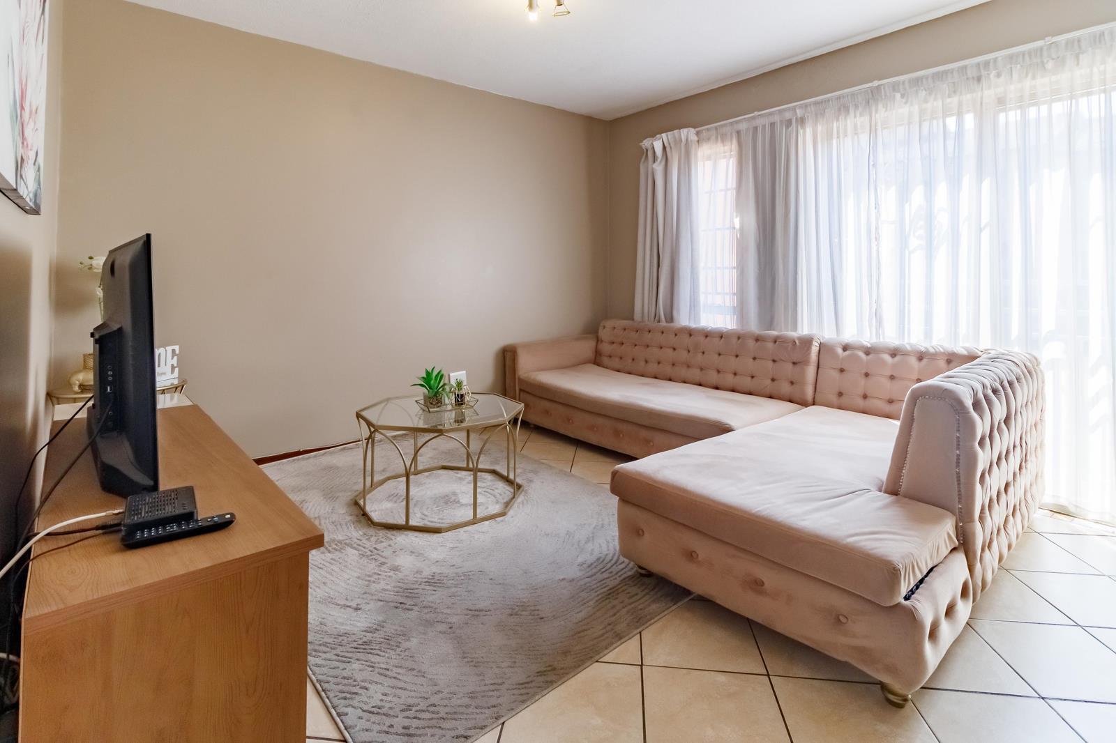 2 Bedroom Apartment in Noordwyk