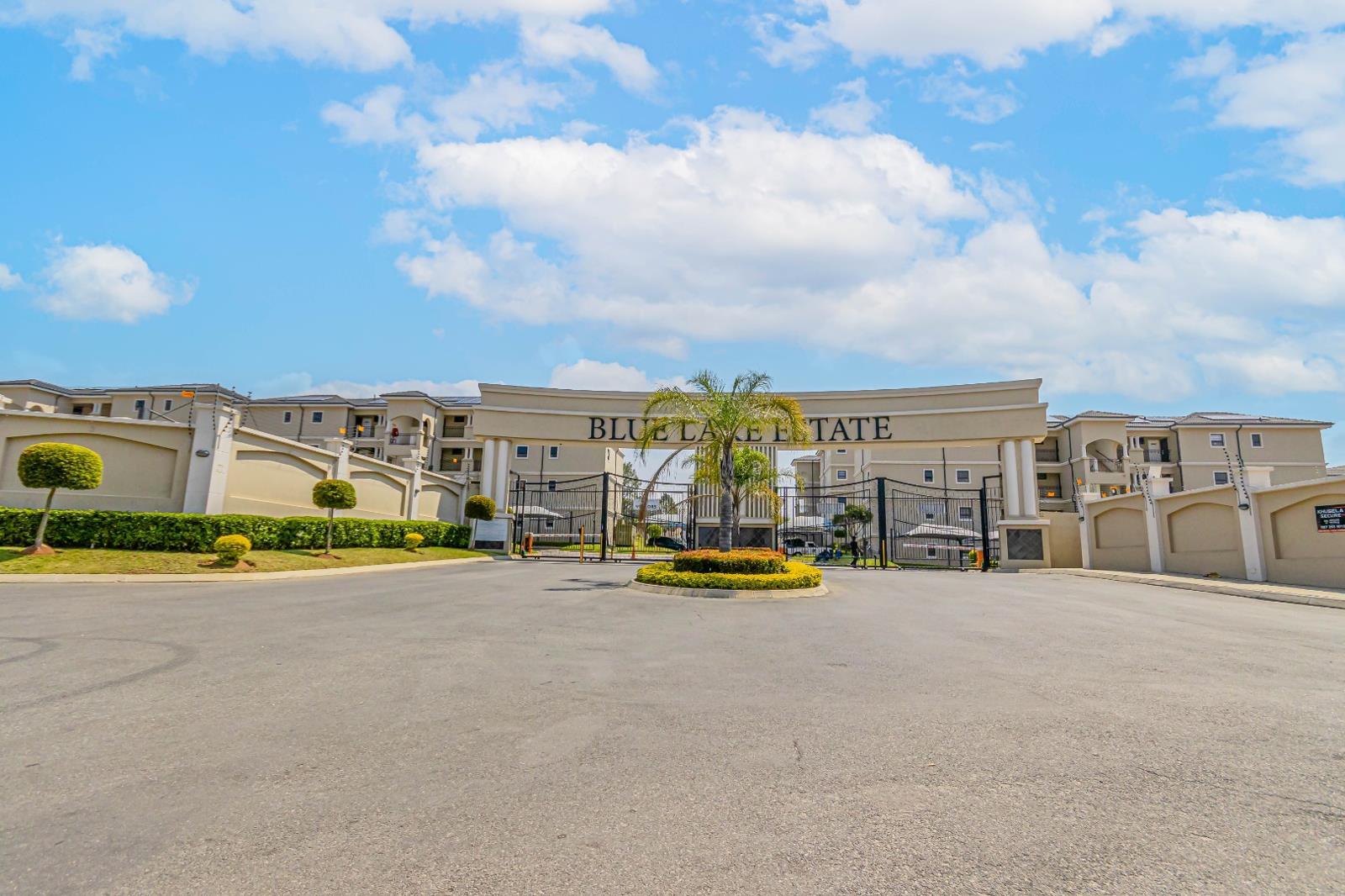 2 Bedroom Apartment in Blue Hills