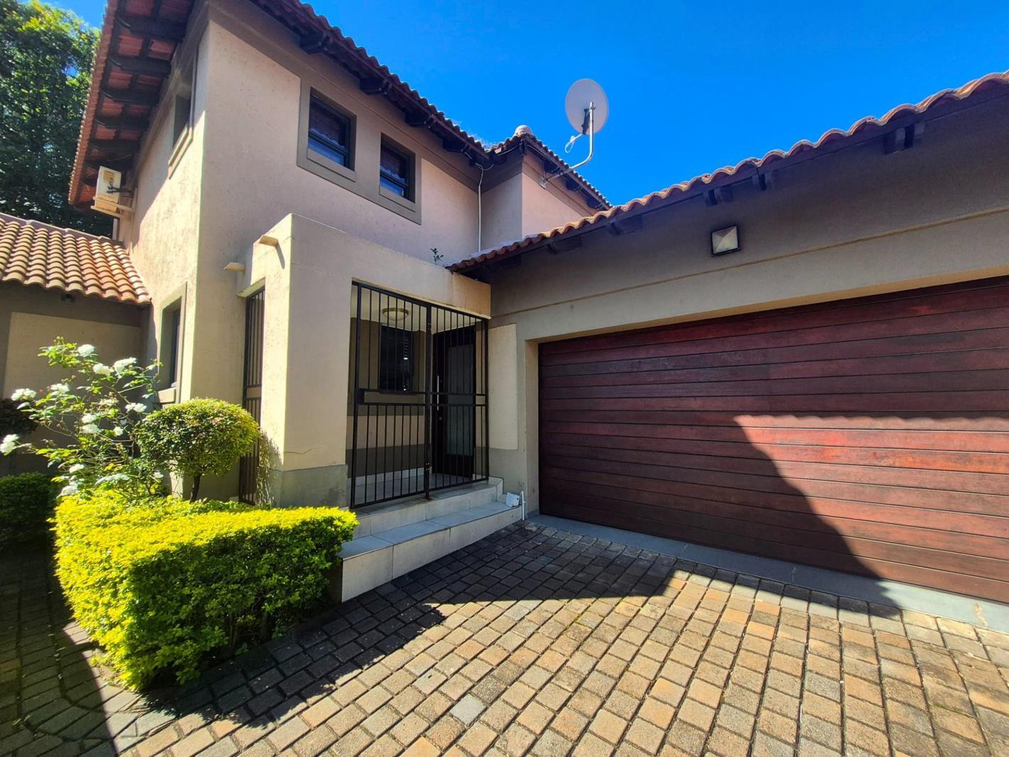 2 Bedroom Townhouse in Menlo Park