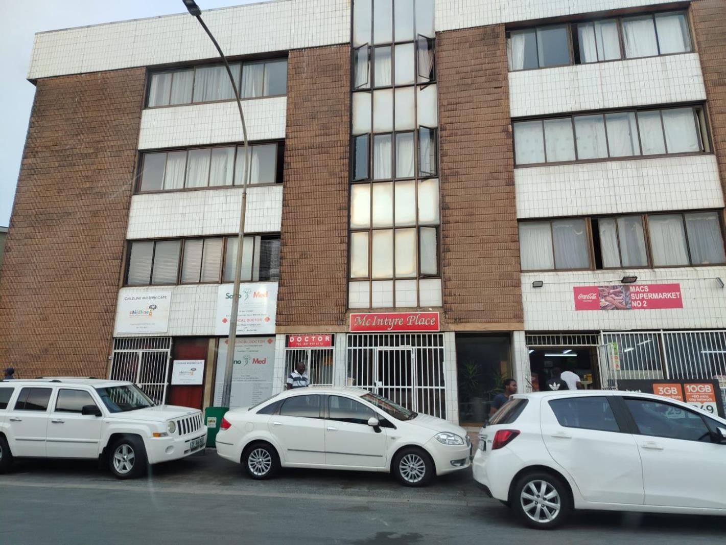 1 Bedroom Apartment in Parow Central