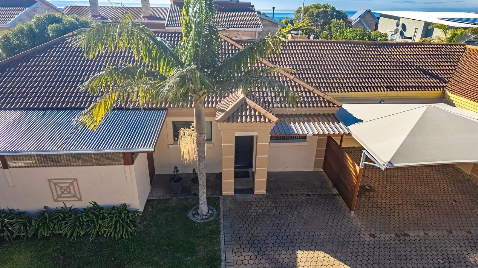 4 Bedroom Townhouse in Menkenkop