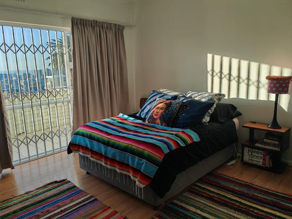 2 Bedroom Apartment in Vredehoek
