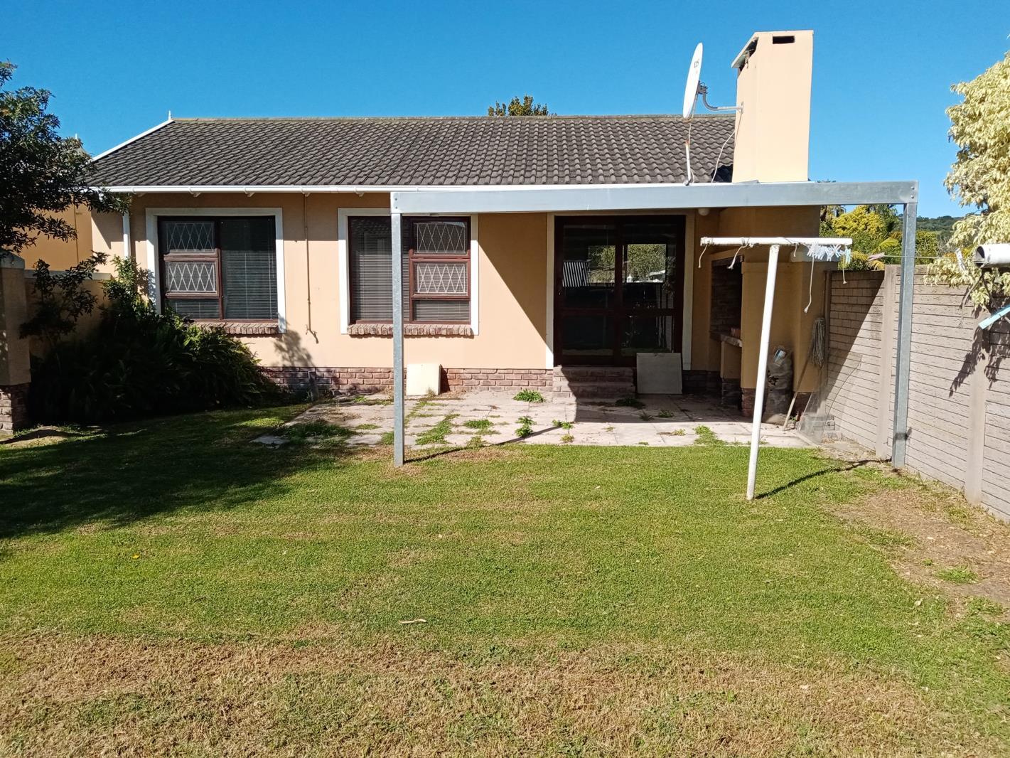 2 Bedroom Townhouse in Lorraine