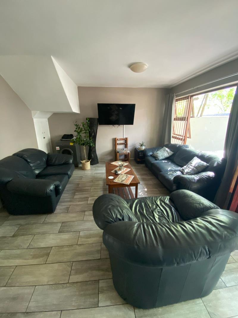 4 Bedroom House in Stellenbosch Central