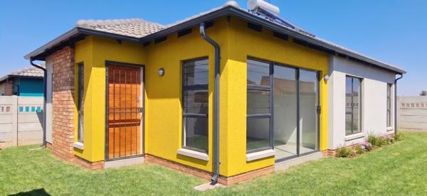 3 Bedroom House in Toekomsrus