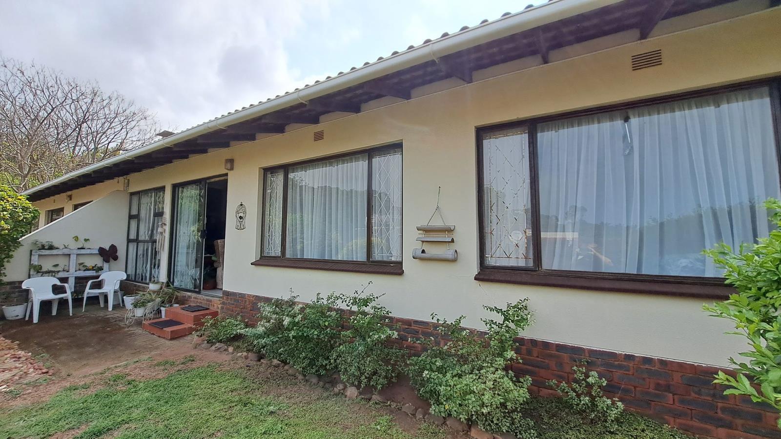 3 Bedroom Townhouse in Uvongo