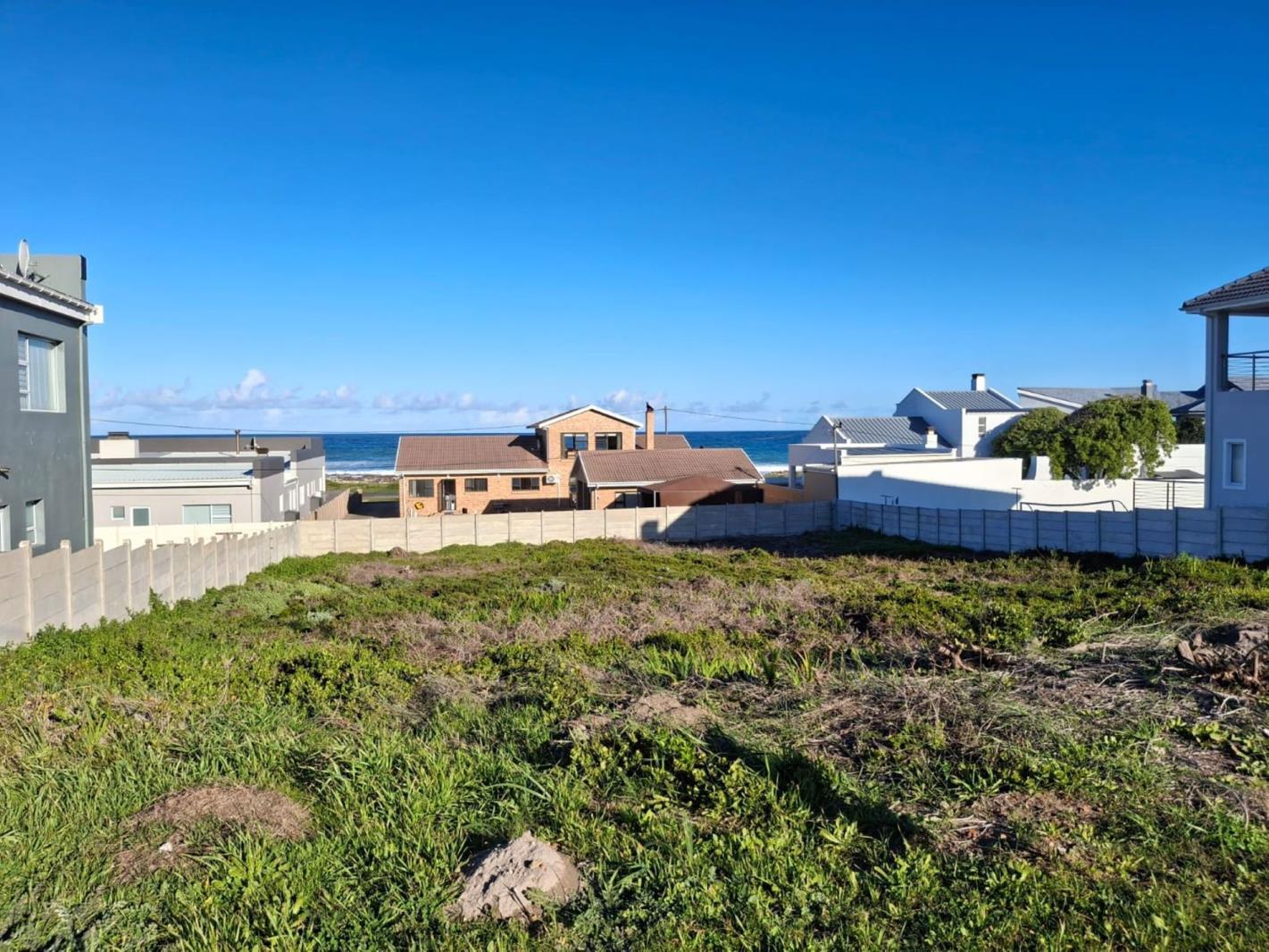 952 m² Land available in Struisbaai