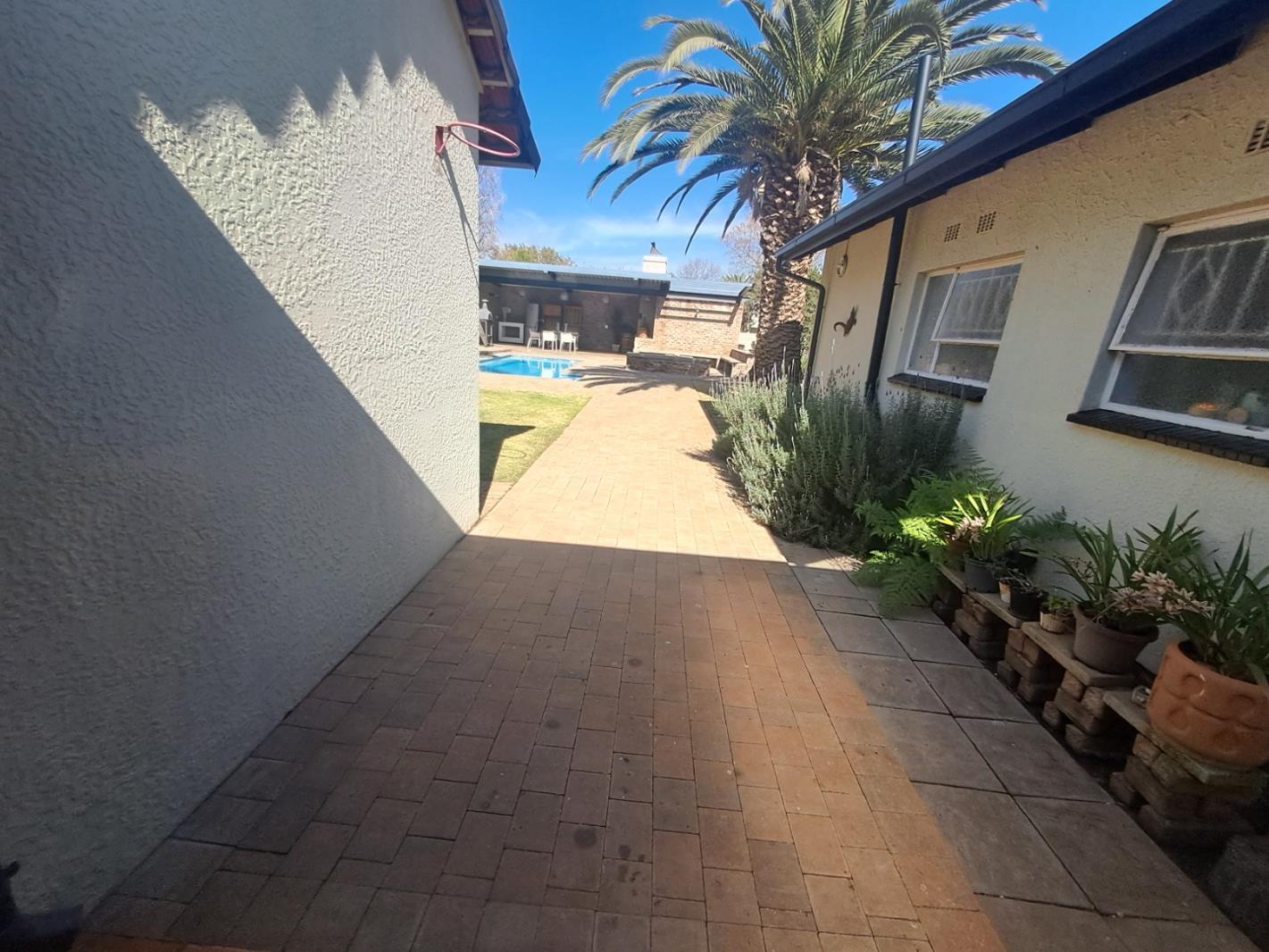 4 Bedroom House in Brackenhurst