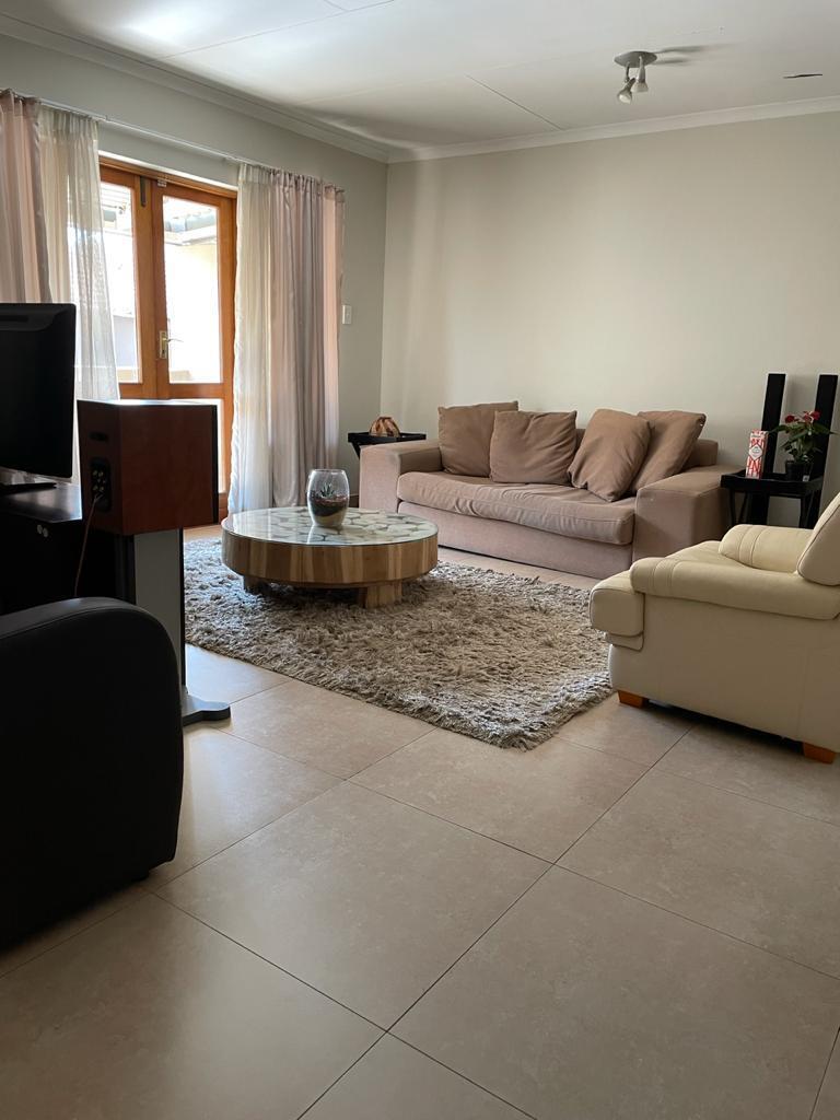 2 Bedroom Townhouse in Meyersdal