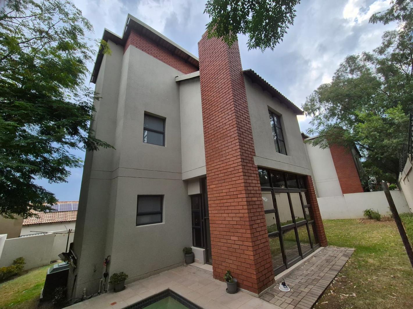 3 Bedroom Townhouse in Kyalami Hills