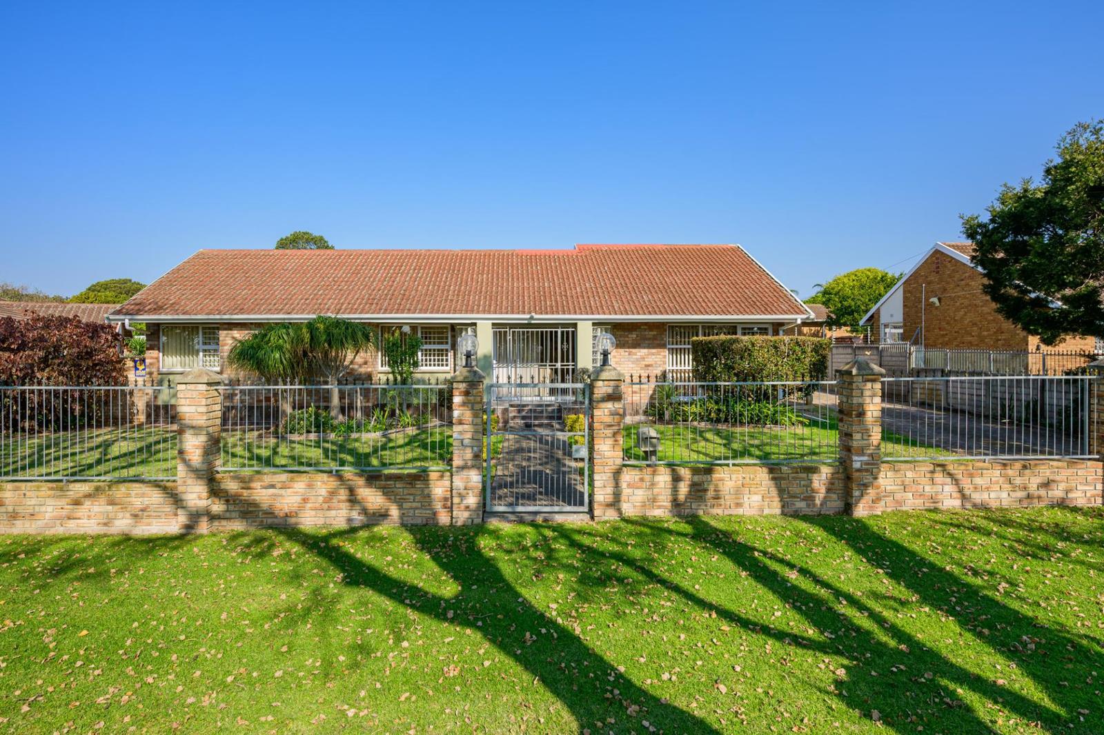 3 Bedroom House in Charlo