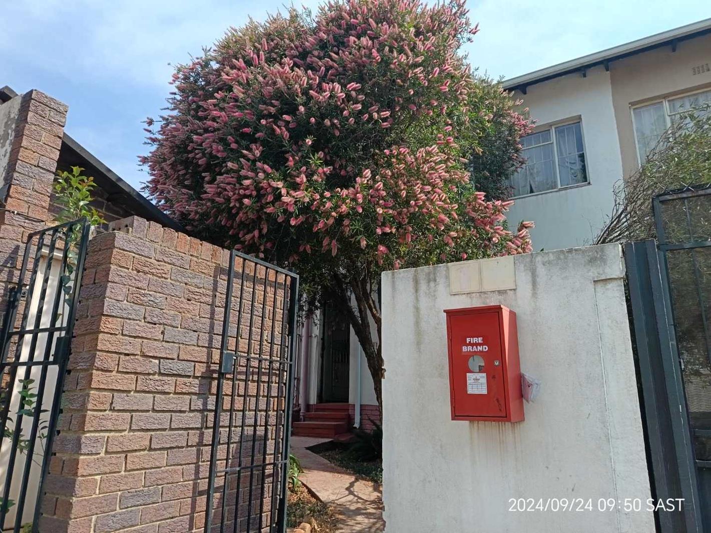 4 Bedroom Townhouse in Vrededorp