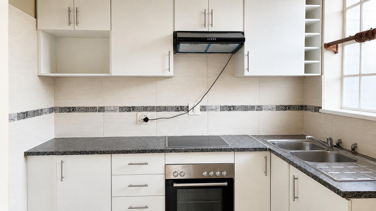 2 Bedroom Apartment in Sandown
