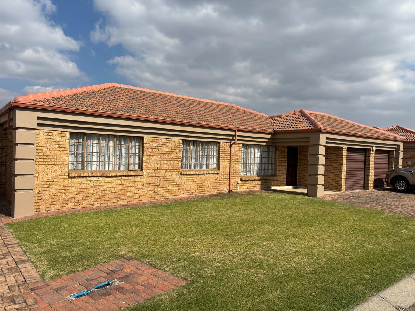 3 Bedroom Cluster in Beyers Park