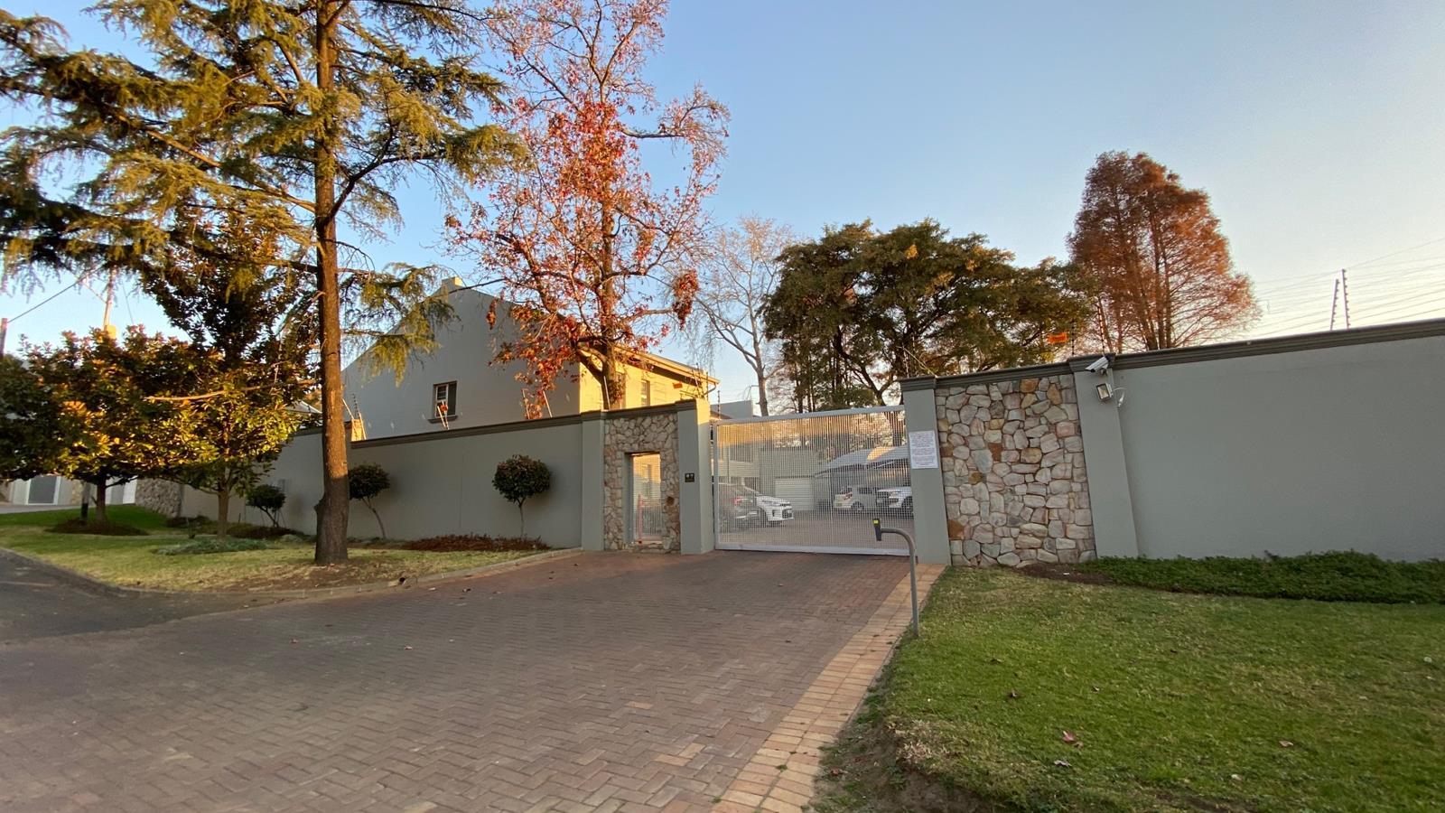 2 Bedroom Apartment in Craighall