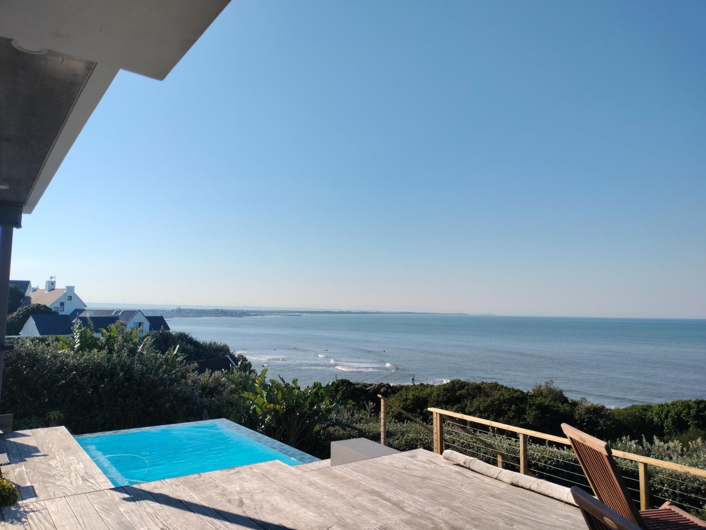 6 Bedroom House in St Francis Bay Village